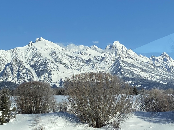 My uncle isnt on Reddit but he wouldnt mind sharing his winter Teton photo taken just yesterday oc 
