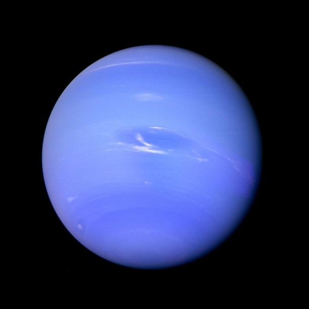Neptune and its Great Dark Spot as seen by Voyager  in 