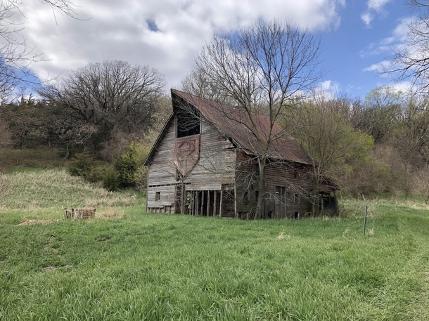 Old Barn in Monona County Iowa