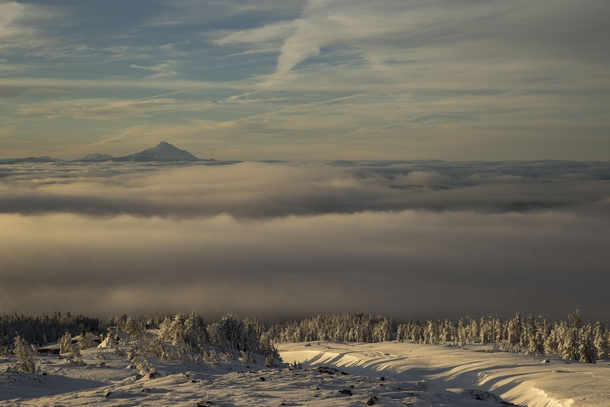 Oregons mountains viewed from above the clouds 