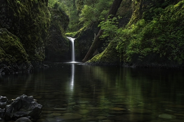 Punch Bowl Falls Oregon  Photographed by Stokes RX