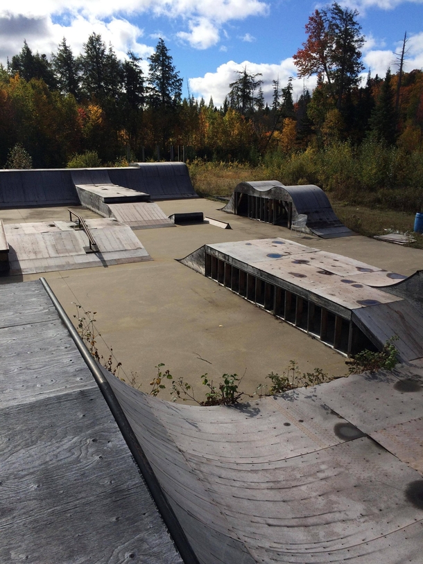 Random Abandoned Skate Park