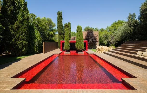 Red-Tiled pool in Mont-ras Spain by Ricardo Bofill 