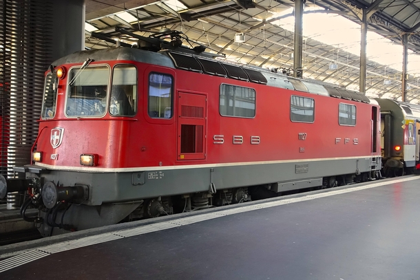 SBB-CFF-FFS Re  electric locomotive at Lucerne Bahnhof 