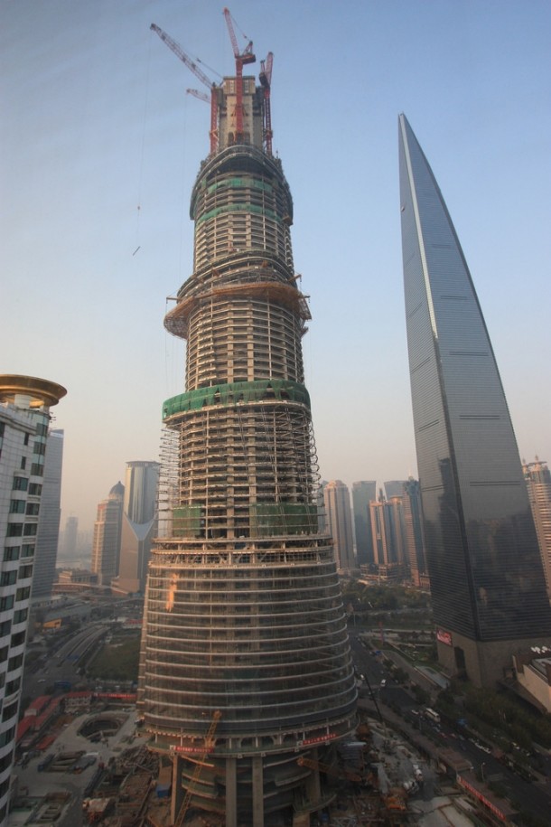 Shanghai Tower under construction nov  