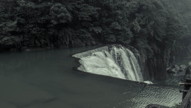 Shi Fen Waterfall Taiwan 