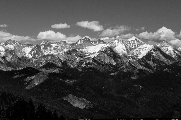 Sierra Nevada Mountains taken from Sequoia National Park 