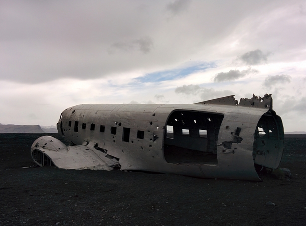 Solheimasandur DC- Plane Wreck Iceland 