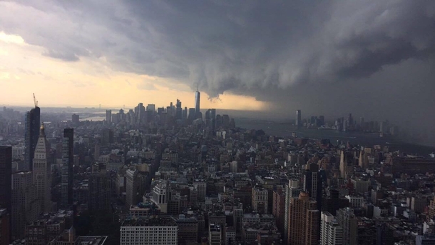 Storm brewing today in NYC View from the th floor of the Empire State Building 