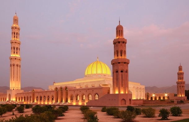 Sultan Qaboos Grand Mosque Oman 