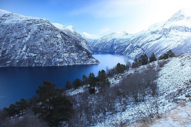 Роскошные пейзажи Норвегии - Страница 4 Sunnylvsfjord-amp-geirangerfjord-norway--17513