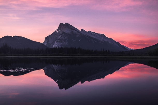 Sunrise at Vermillion Lakes AB Canada 