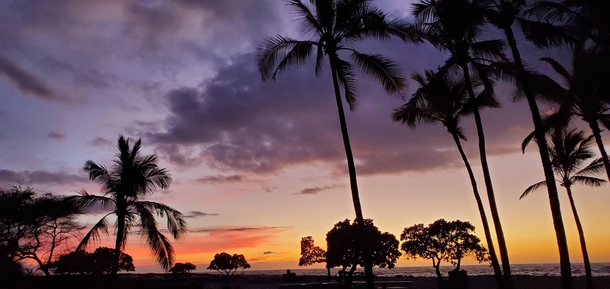 Sunset overlooking Makalawena Beach Hawaii My brother said it looks like a postcard pic and I agree lol 