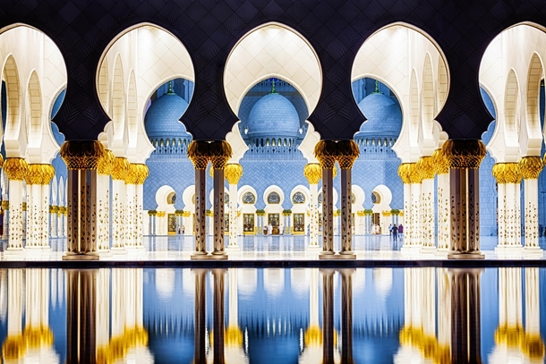 Symmetry - The Sheik Zayed Grand Mosque in Abu Dhabi  photo by Nicole S Young