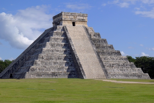 Temple of Kukulkan Chichen Itza Mexico - AD - 