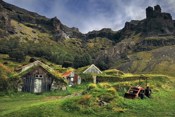 The abandoned Nupstadur Farm in Iceland Photo by Kilian Schnberger 