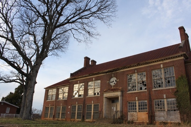 The Abandoned Phelps Road School in Madison Heights 