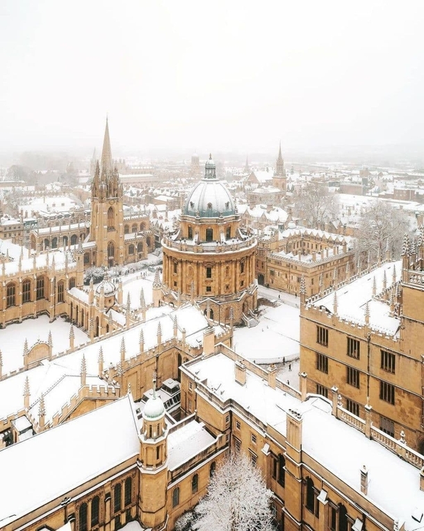 The beautiful University of Oxford in the snow - Oxford England