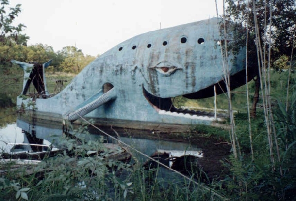 The Blue Whale of Catoosa - Route  attraction in Catoosa Oklahoma - Abandoned - then restored by town locals