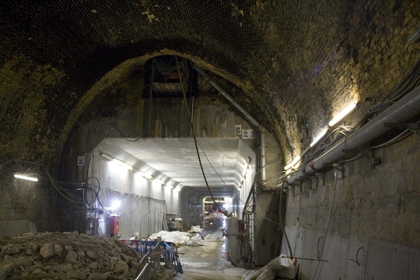 The Connaught Tunnel under Londons Docks 