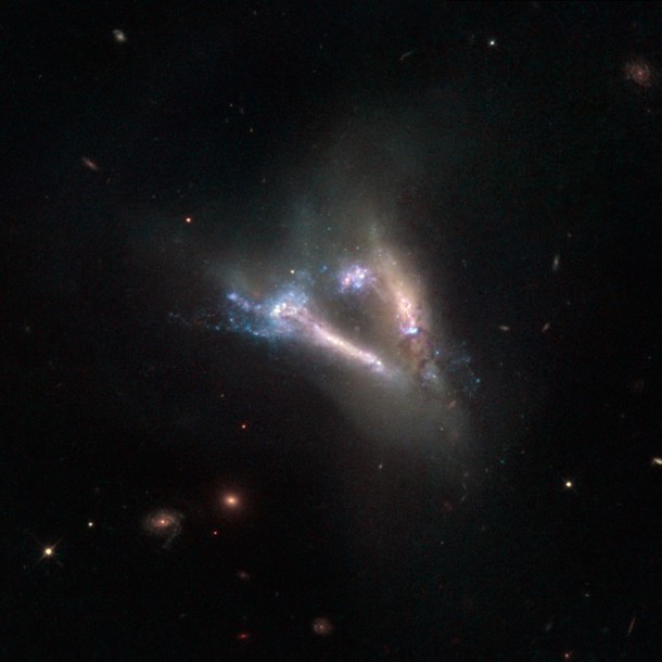 The Flying V two galaxies colliding 