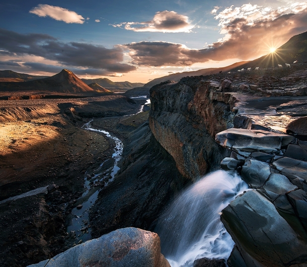 The Lost World - between Thrsmrk and Landmannalaugar Iceland  photo by Max Rive