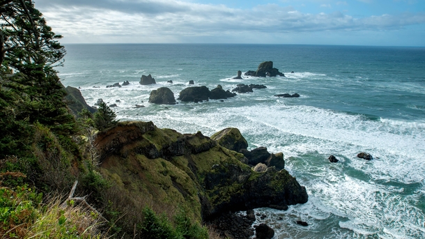 The Oregon Coast is pretty stunning - Ecola State Park 