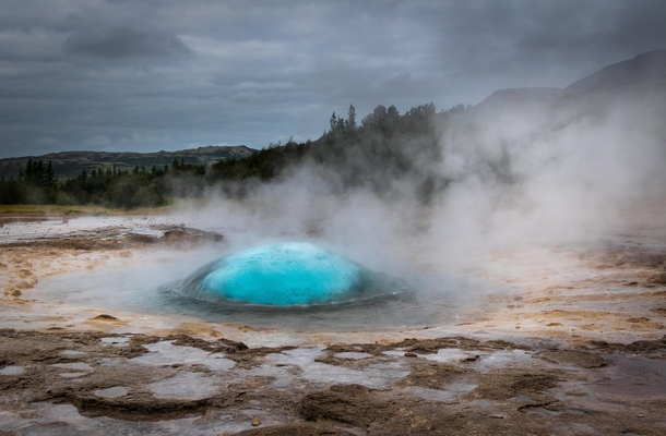 The perfect bubble - geyser Strokkur Northern Iceland 