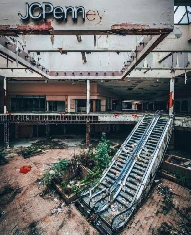 The Rolling Acres Mall Akron Ohio