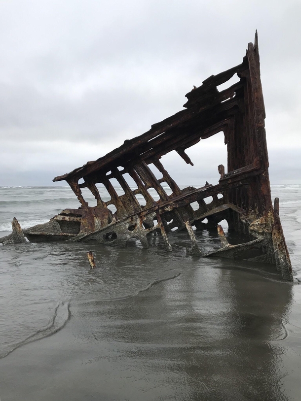 The wreck of the Peter Iredale Fort Stevens State Park in Oregon