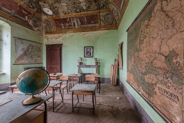 They learned about geography here Photo by Romain Veillon 