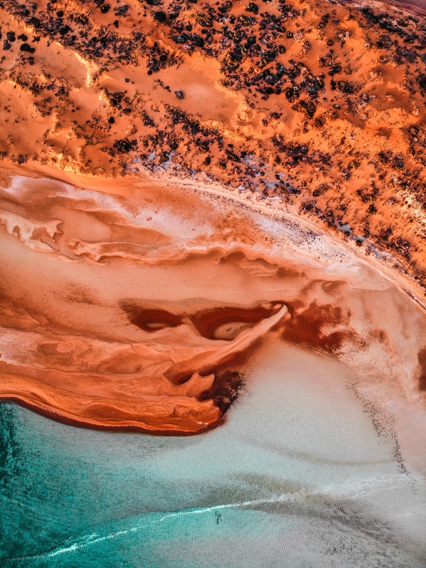 This is the sensational Shark Bay in Western Australia 