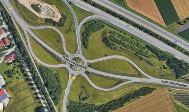 This roundabout interchange in Aschheim Germany