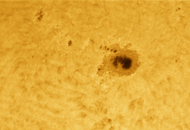 This Sunspots size is unimaginable - 