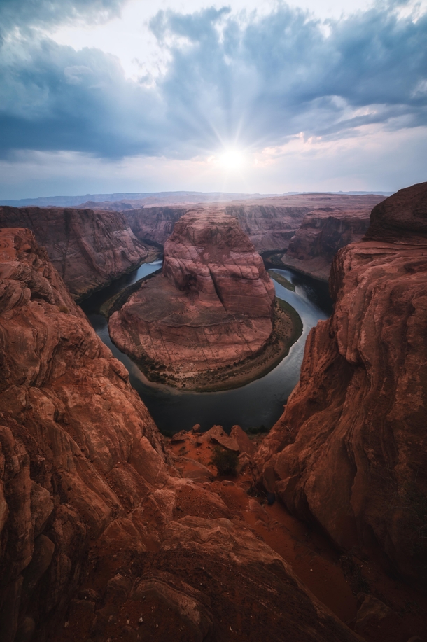 Took a social distancing COVID road trip in Arizona and Utah and the first breathtaking stop presented here is the Horseshoe Bend in Glen Canyons near Page AZ 