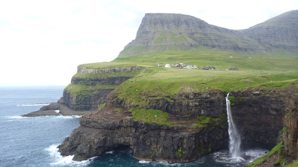 Travelled to the Faroe Islands last year snapped this pic of Gsadalur 