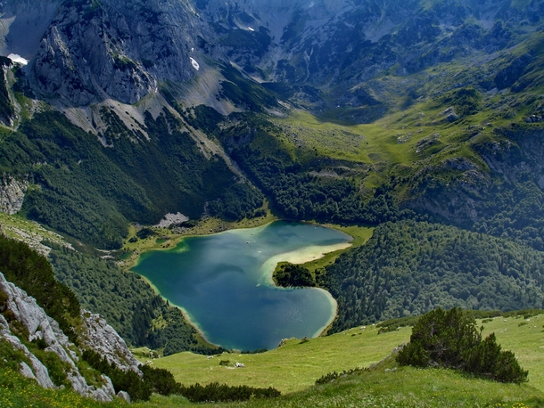 Trnovako jezero Bosnia and Herzegovina  by Acikus