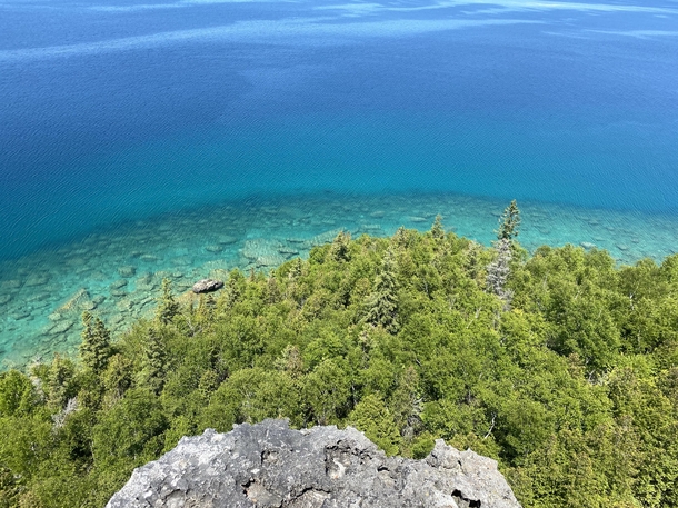 Tropical hues in a northern country - Bruce Peninsula Canada 