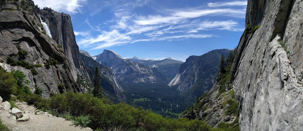 Upper Yosemite Falls Hike In Yosemite National Park CA 