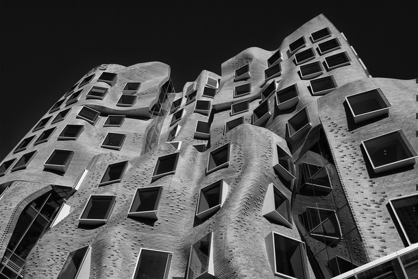 UTS Business School Sydney NSW - Frank Gehry 