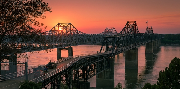 Vicksburg bridges Mississippi 