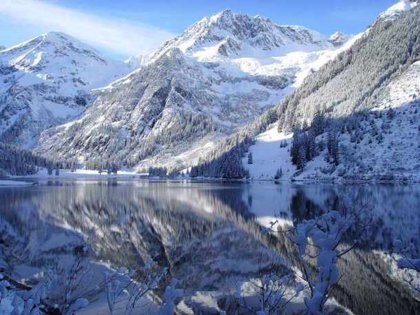 Vilsalpsee Lake Tyrol Austria 