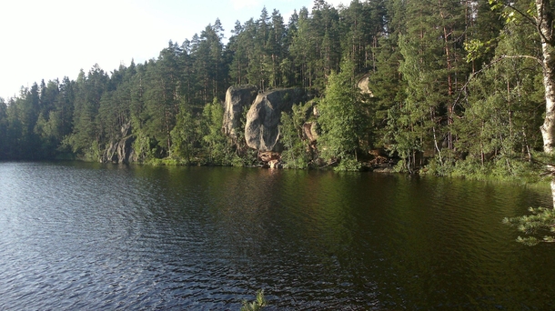 Vuorijrvi Pirkanmaa Finland - Great steep cliffs with an awesome camping spot underneath 