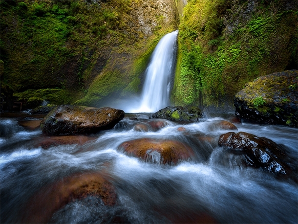 Wahclella Falls one of many beautiful waterfalls located in the Columbia River Gorge in Oregon 