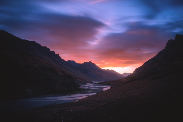 When nature welcomes you with an amazing sunset Clicked while entering Spiti in Himachal Pradesh OC x