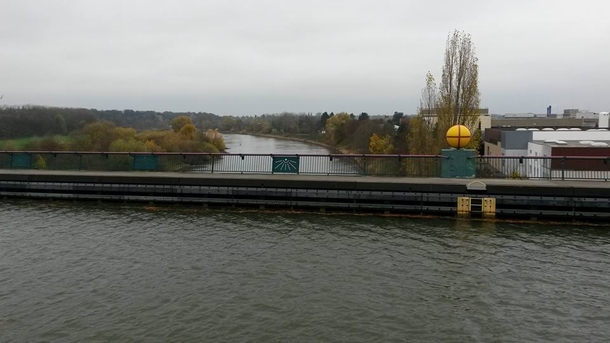 Where the Mittellandkanal channel crosses the Weser river - both utilized by inland ships 