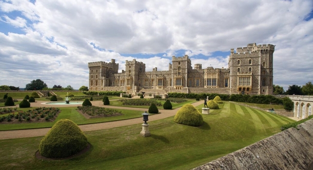Windsor Castle - Official Residence of Queen Elizabeth II