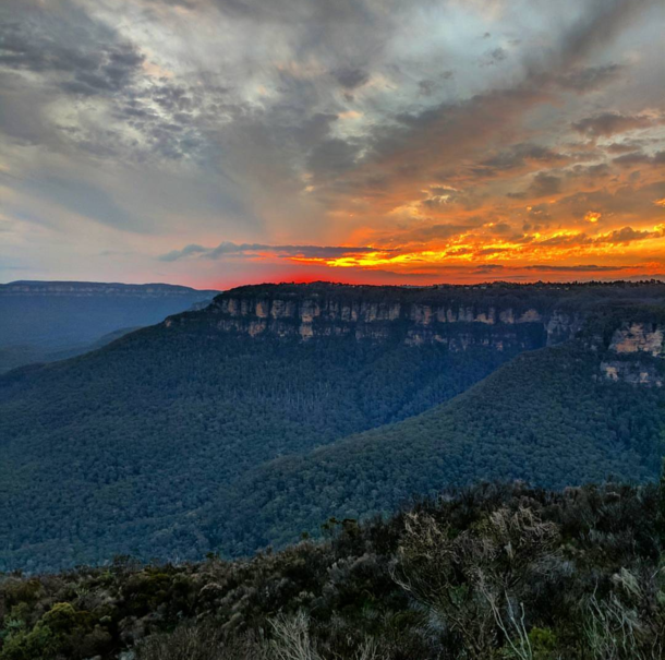 Winter sunset in the Blue Mountains NSW Australia  x