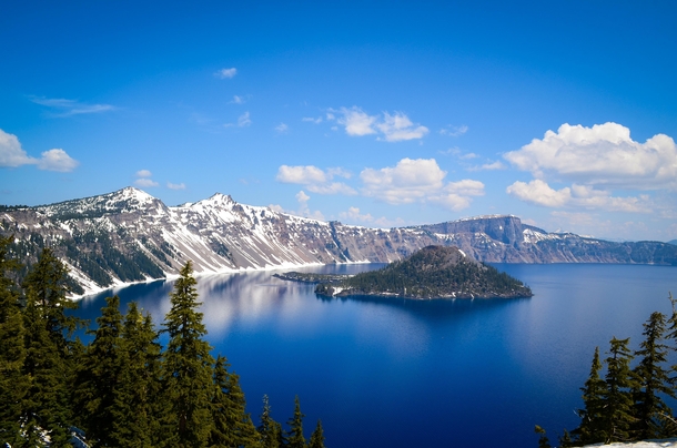 Wizard Island from the south - Crater Lake OR USA 