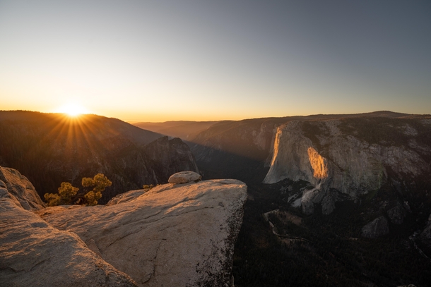 Yosemite National Park Taft Point at Golden Hour  x